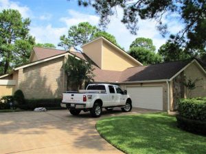 Houston roofing contractor